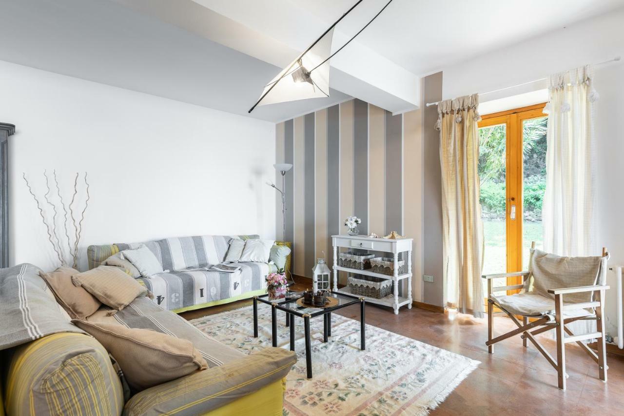 Villa Solitaria San Siro  Bagian luar foto